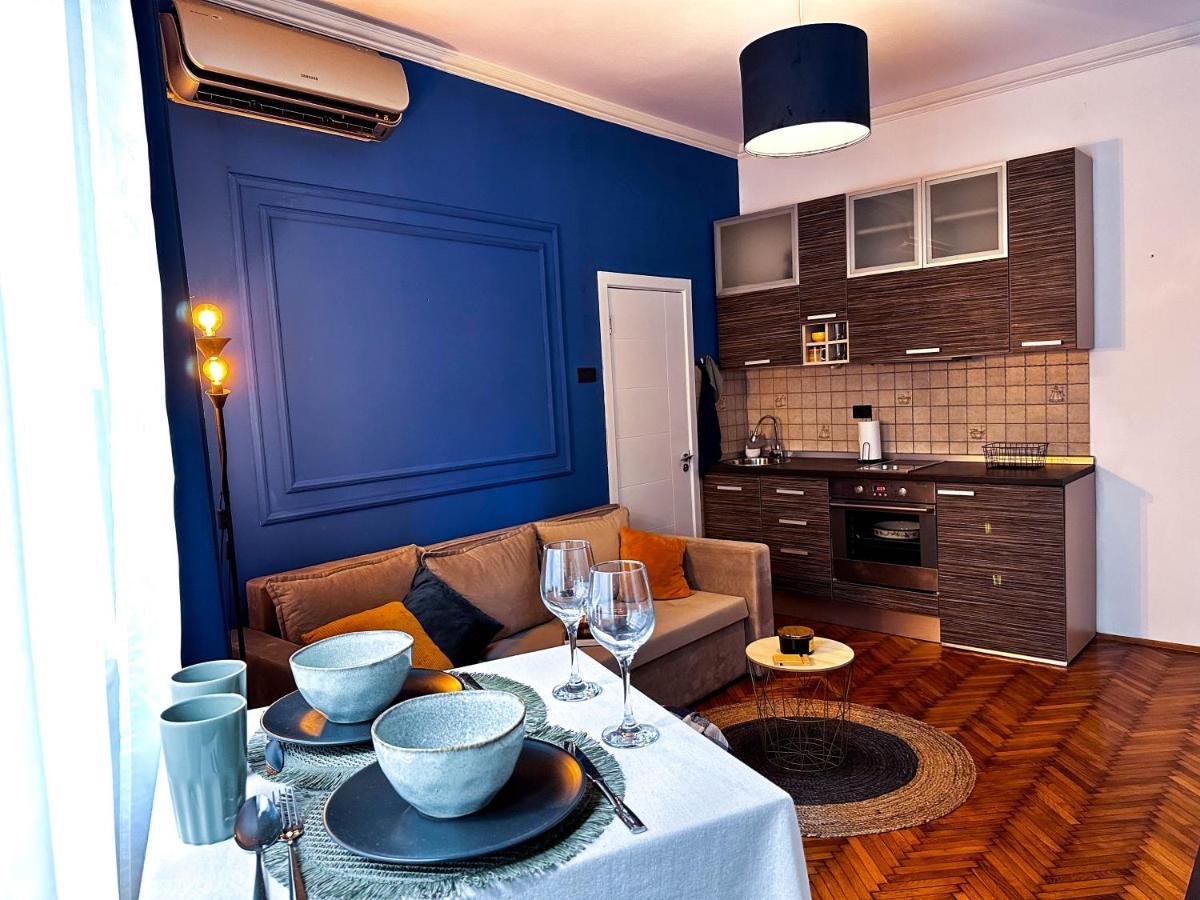 Insta-Apt Old Town Central Park Renovated Beograd Eksteriør bilde